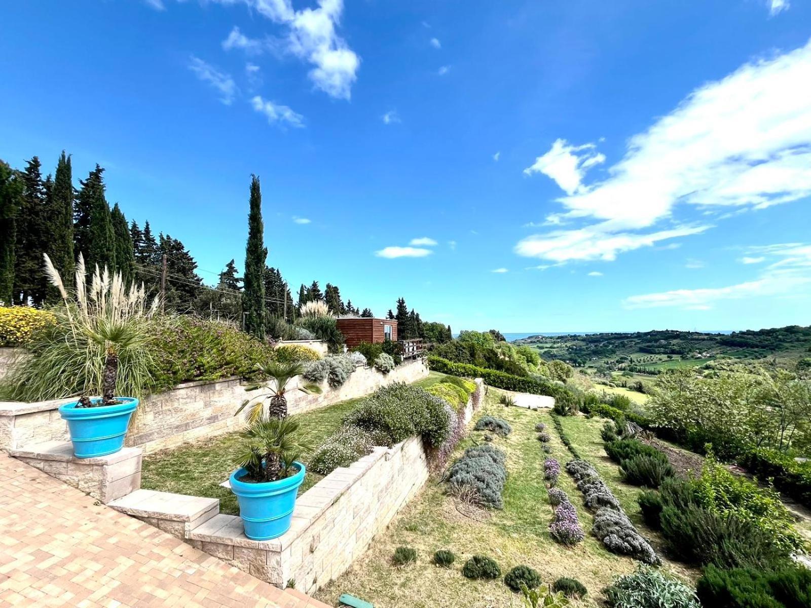 Villa Silvio Civitanova Alta エクステリア 写真